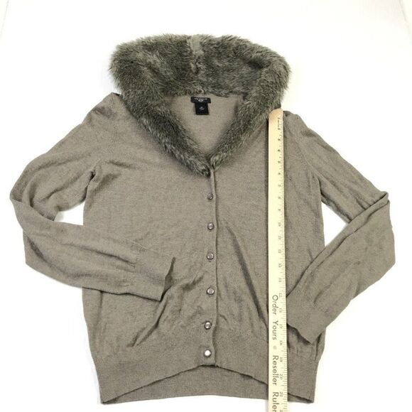 Ann Taylor Faux Fur Trim Cardigan Gray Button Sweater Long Sleeve PM Petites - Picture 5 of 11